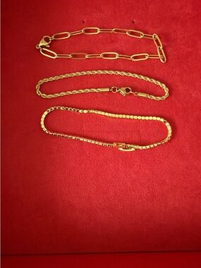 Gold Chain Necklace Set - Women Jewelry - Gold Tone